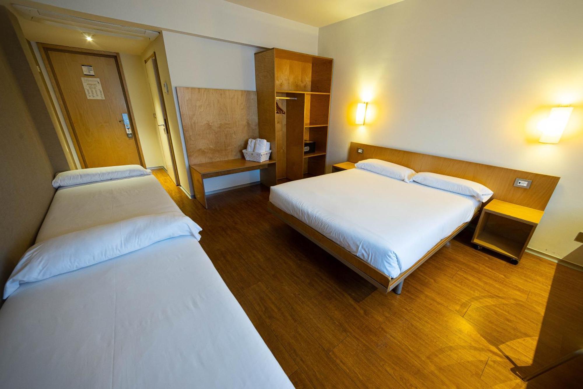 Eth Irun Hotel Buitenkant foto